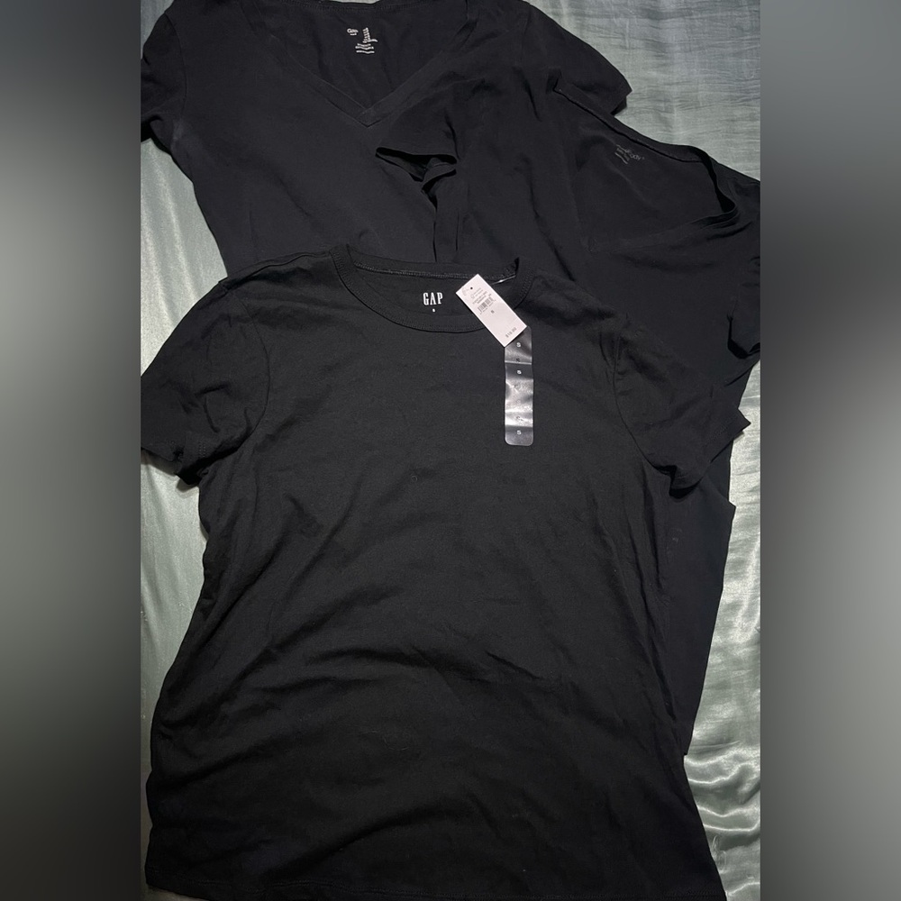 GAP shirt bundle